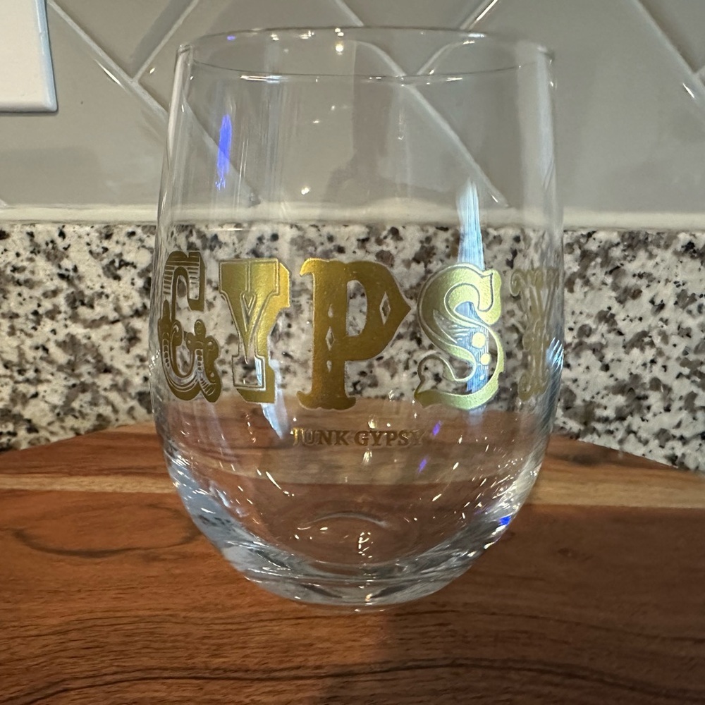 Gypsy Gold Wine Glass
